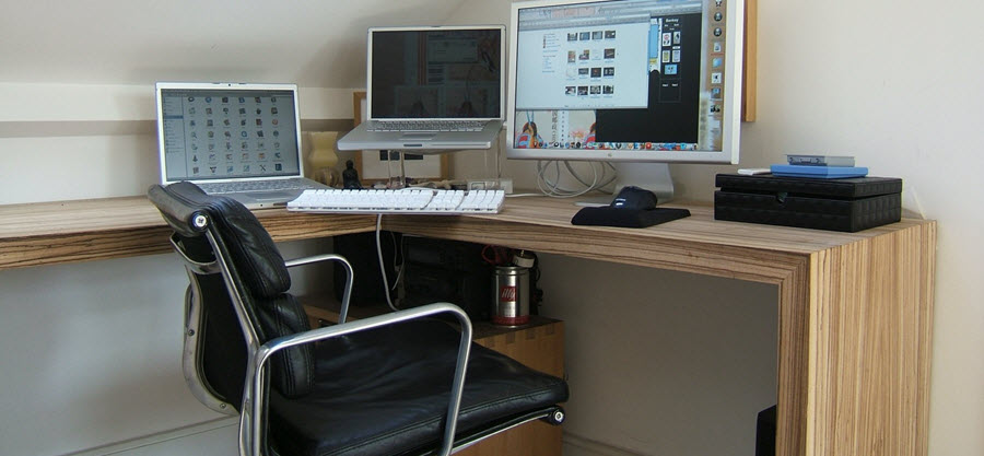 Tips for an ergonomic desk and chair at work: Improve your health